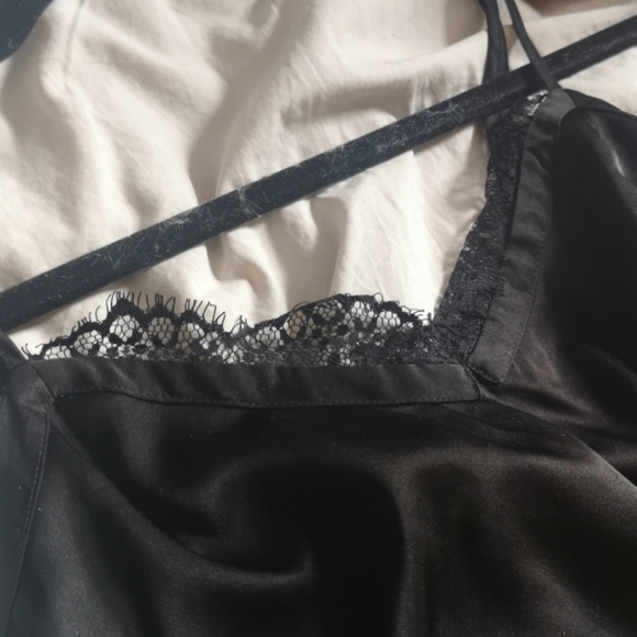 Le château silk camisole with lace detail - Picture 2 of 2